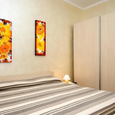 Guesthouse Holiday And Rome Pensionat Rom